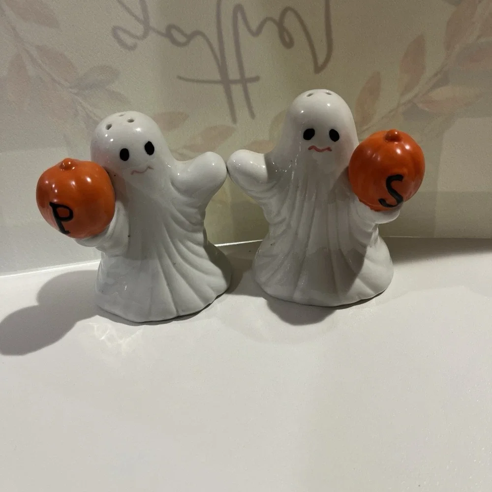 Vintage Set of Halloween, Ghost with Pumpkin, Salt and Pepper Shakers